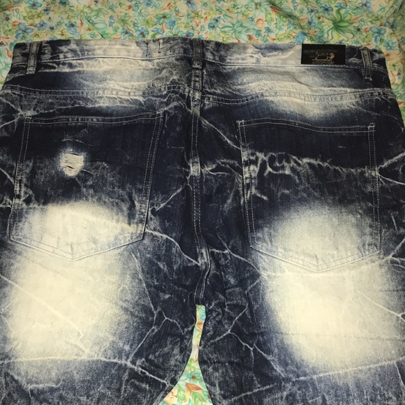 Men dash distress jean shorts - Picture 5 of 7